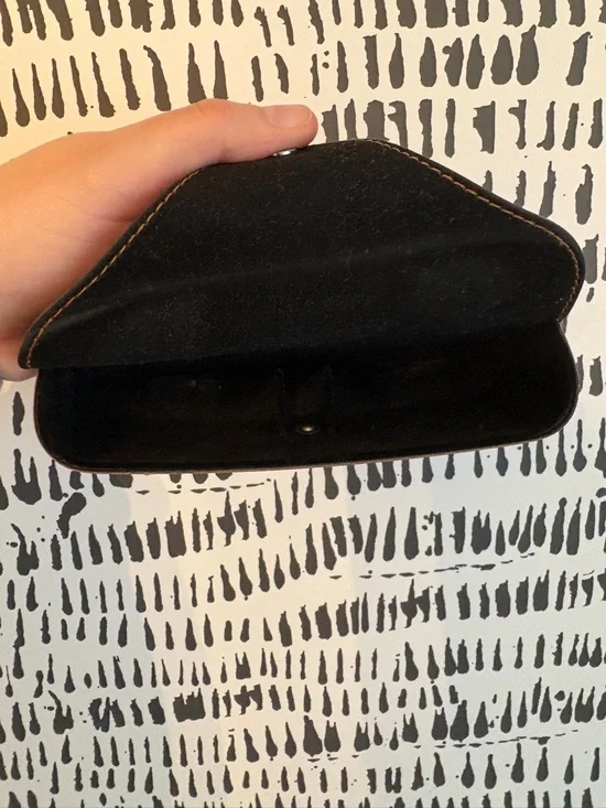 Ray-ban glasses case - Picture 2 of 2
